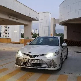 Toyota Camry 2022