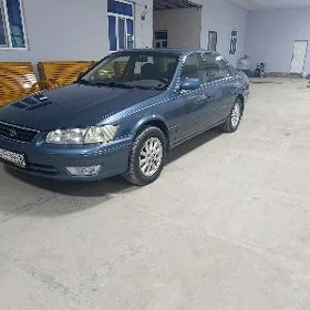 Toyota Camry 2001