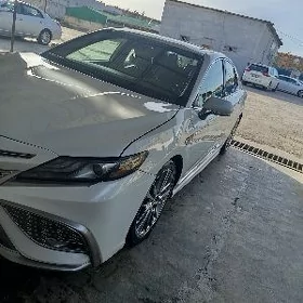 Toyota Camry 2022