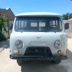 UAZ 2206 2003