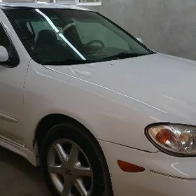 Infiniti I30 2000