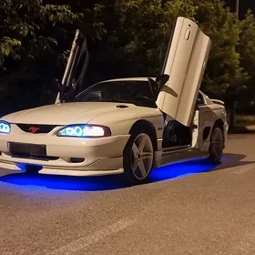 Ford Mustang 1998