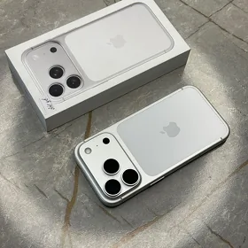 iPhone 17 Pro 256gb 100% AK