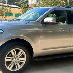 Ford Expedition 2024