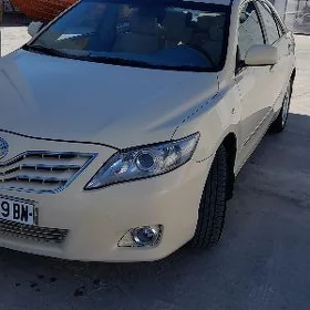 Toyota Camry 2011