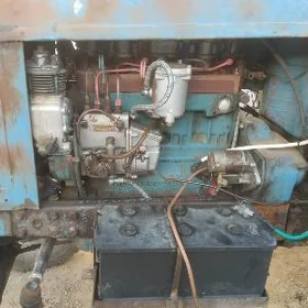 MTZ 80 2000