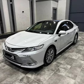 Toyota Camry 2023