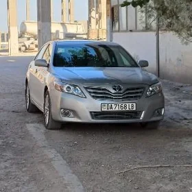 Toyota Camry 2011