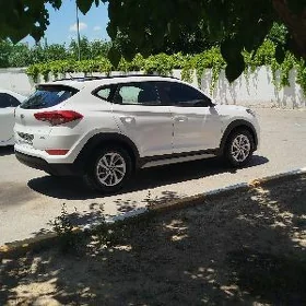 Hyundai Tucson 2016