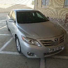 Toyota Camry 2011
