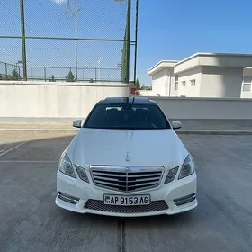 Mercedes-Benz E350 2010
