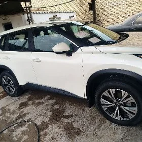 Nissan Rogue 2023