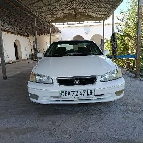 Toyota Camry 1999
