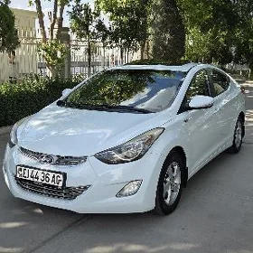Hyundai Elantra 2012