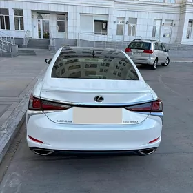 Lexus ES 350 2019