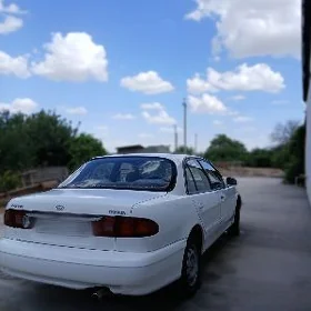 Hyundai Sonata 1992