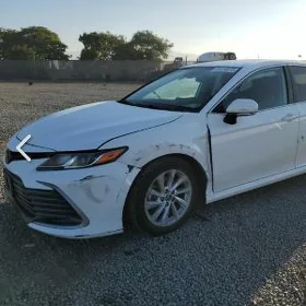 Toyota Camry 2023