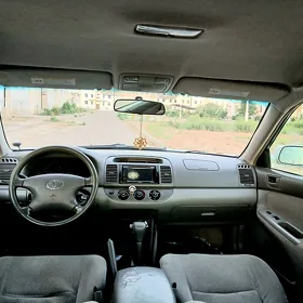 Toyota Camry 2002