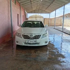Toyota Camry 2010