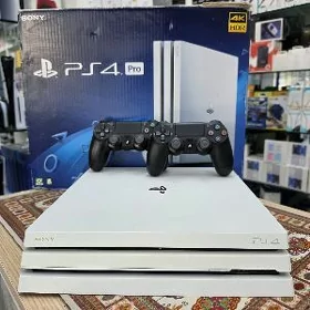 Playstation 4 pro+ 15 oyun