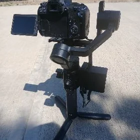 canon 77 d arasa