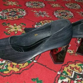 kowùs