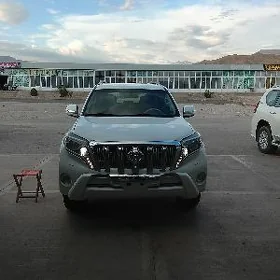 Toyota Land Cruiser Prado 2014