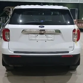 Ford Explorer 2023