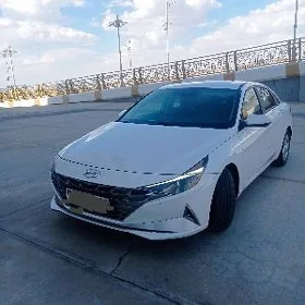 Hyundai Elantra 2021