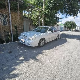 Hyundai Sonata 2003