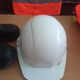 каска
