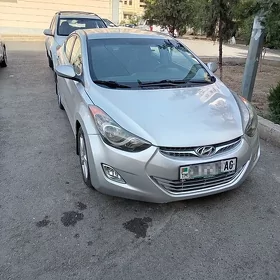 Hyundai Elantra 2011