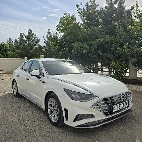 Hyundai Sonata 2022