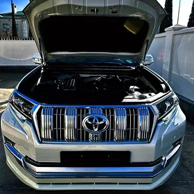 Toyota Land Cruiser Prado 2022
