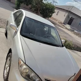 Toyota Camry 2005