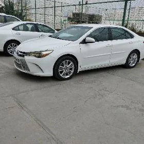 Toyota Camry 2017
