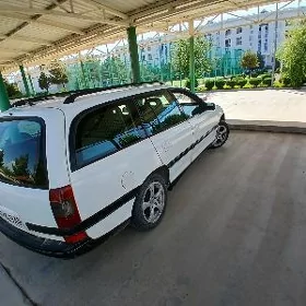 Opel Omega 1999