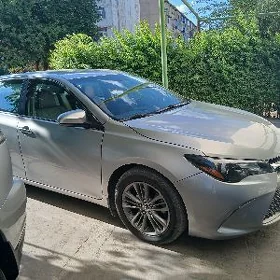 Toyota Camry 2015