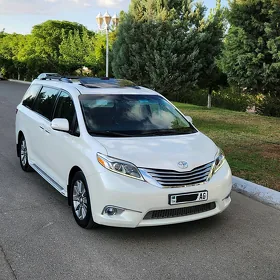 Toyota Sienna 2017