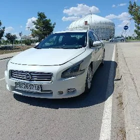 Nissan Maxima 2014