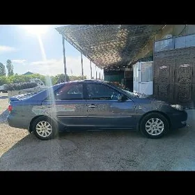 Toyota Camry 2003