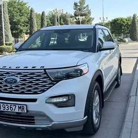Ford Explorer 2022