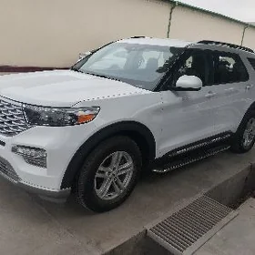 Ford Explorer 2022