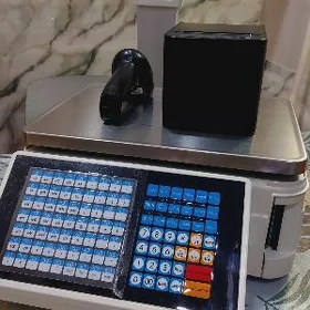 Продаются весы для магазина