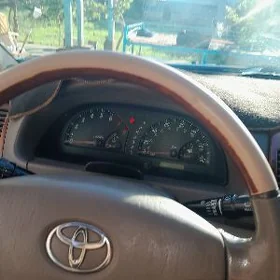 Toyota Camry 2004