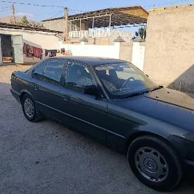 BMW 525 1990