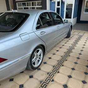 Mercedes-Benz S-Class 1999