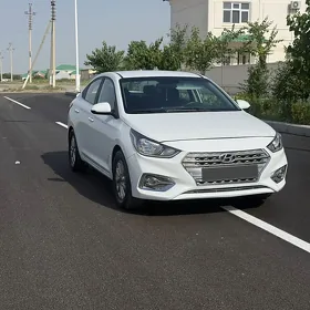 Hyundai Accent 2022
