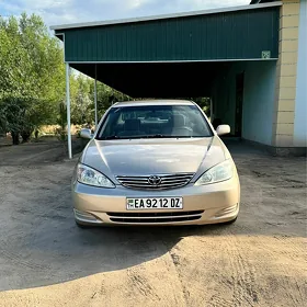 Toyota Camry 2003