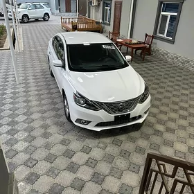 Nissan Sentra 2019